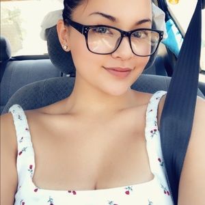 Meet your Posher, Araceli